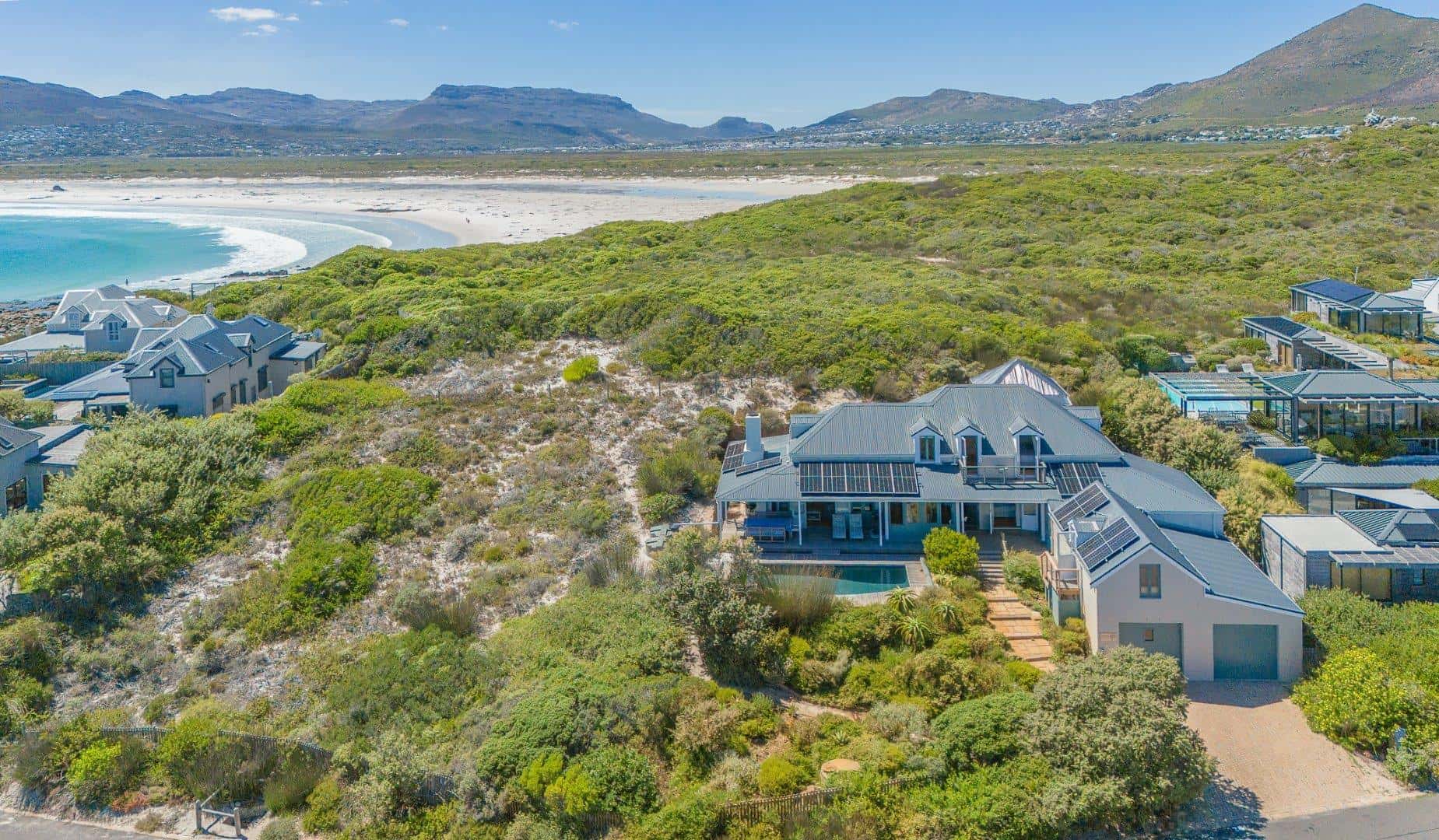 Tranquil Family Home Surrounded by Nature in Klein Slangkop Estate, Kommetjie